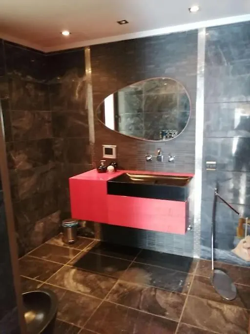 Casa Farah Villa Marbella Golden Mile Coral Beach Behind Aldi Spain